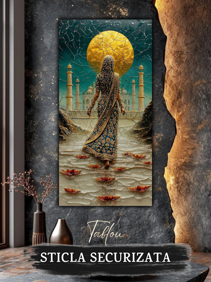 Tablou pentru sufragerie – Solitary Gold | Fragments of Becoming