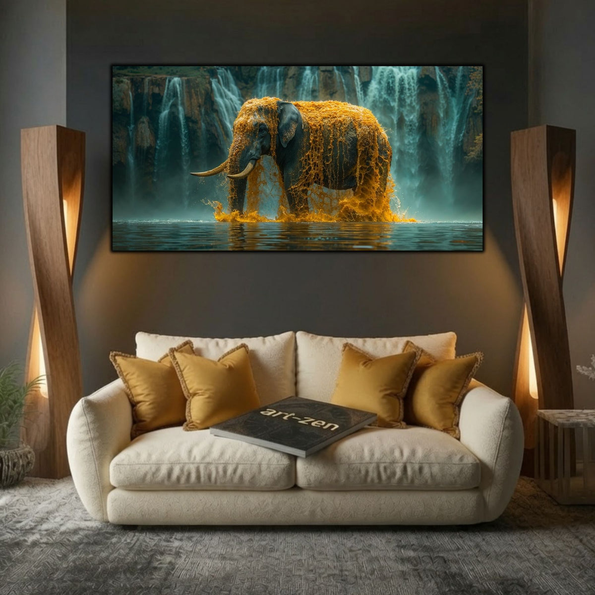 Tablou peisaj natură Botezul din cascada de aur printat pe sticlă securizată panoramică deasupra unei canapele crem într-un living elegant cu lămpi sculpturale de lemn